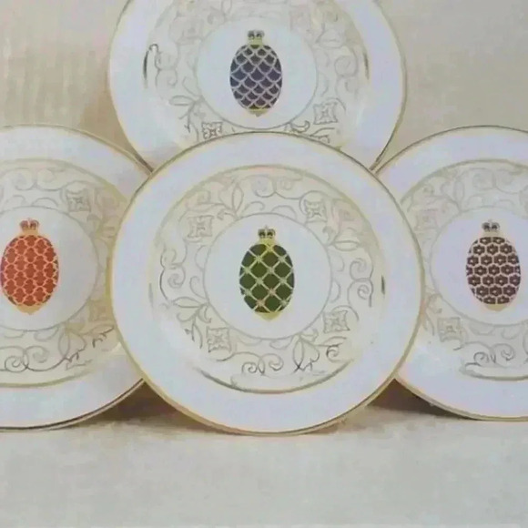Porcelain Egg Cake Plate & Server  NWT - Picture 8 of 9